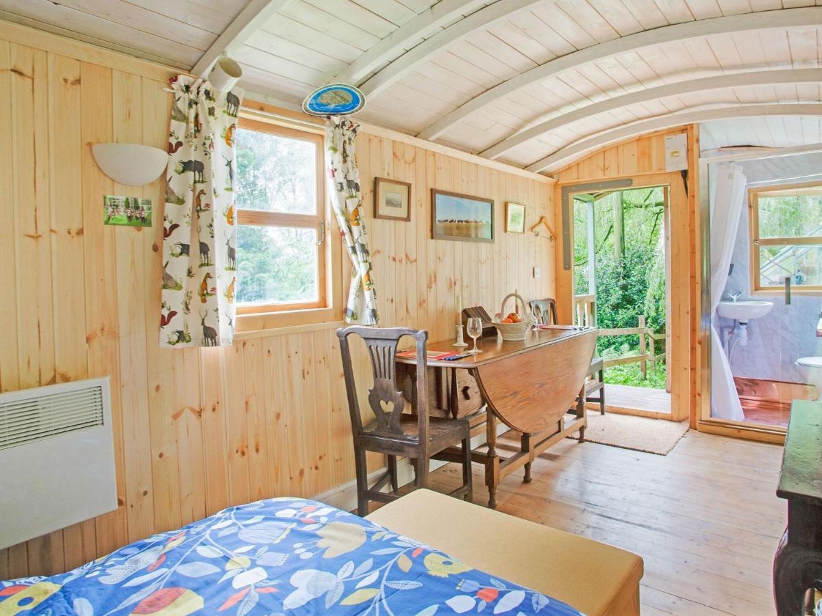 Hill View Holiday Home With Garden Taunton Exterior photo