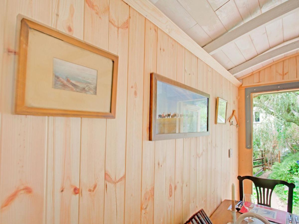 Hill View Holiday Home With Garden Taunton Exterior photo