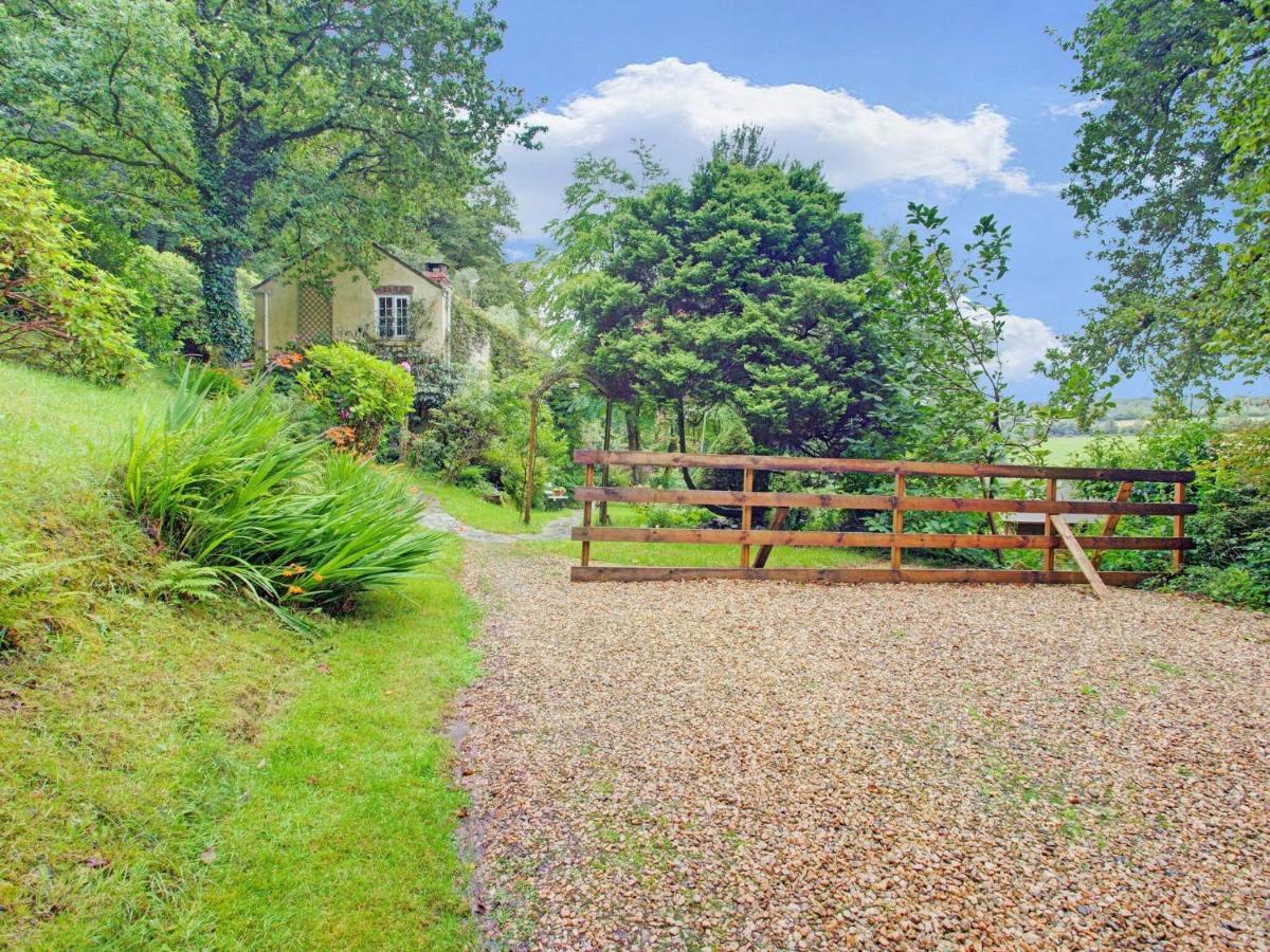 Hill View Holiday Home With Garden Taunton Exterior photo
